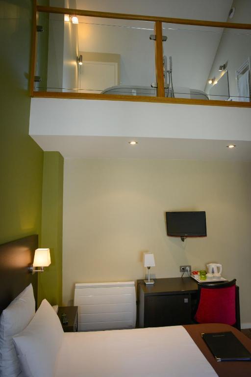 Logis Hotel Restaurant L'Auberge Normande Carentan Ngoại thất bức ảnh