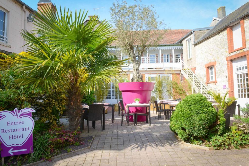 Logis Hotel Restaurant L'Auberge Normande Carentan Ngoại thất bức ảnh