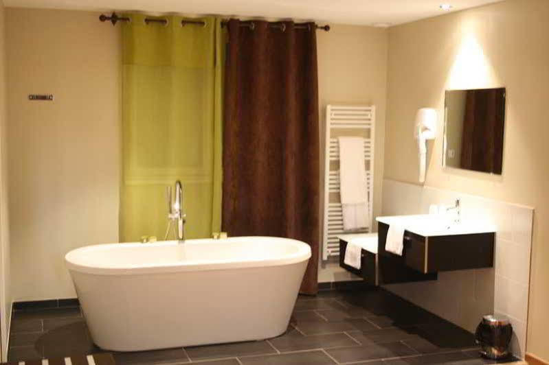 Logis Hotel Restaurant L'Auberge Normande Carentan Ngoại thất bức ảnh